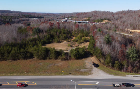 14+ Acres with Commercial Potential in Oneida, TN